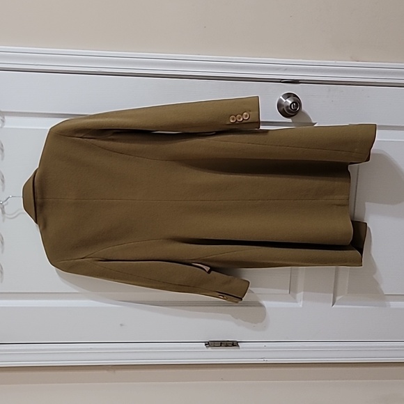 Coat. - Picture 3 of 6